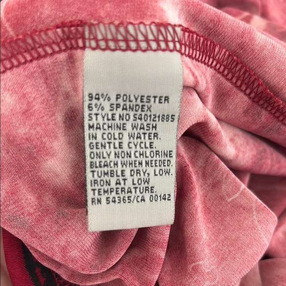 TanJay Red and Black Relaxed Blouse - Picture 3 of 3